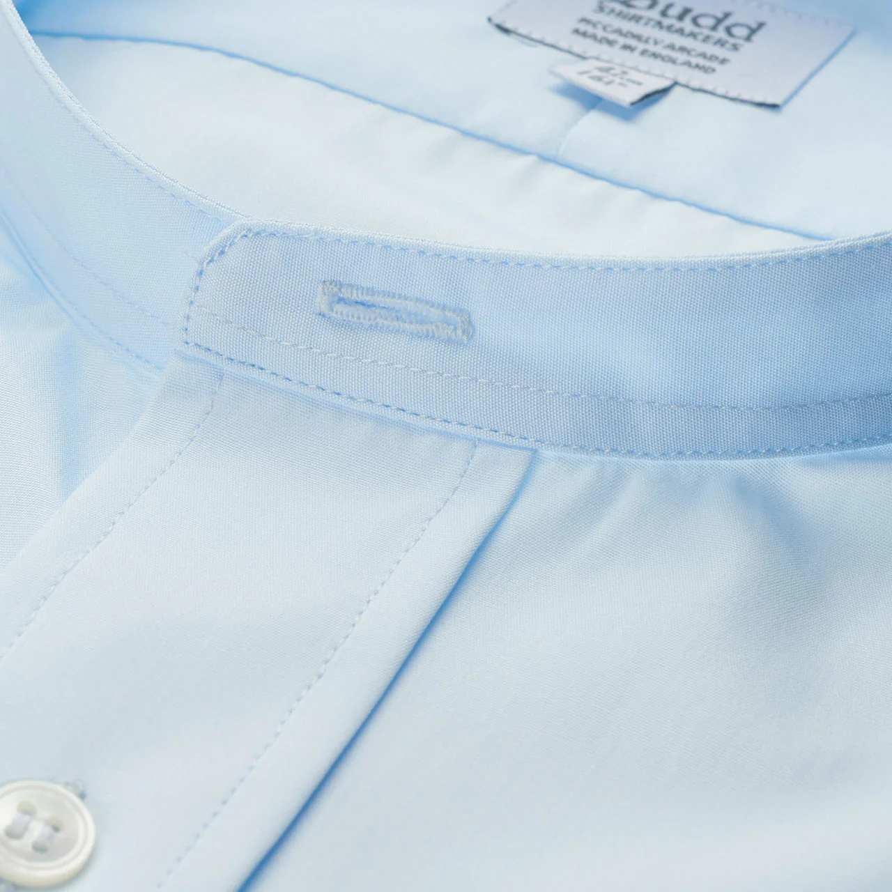 Classic Fit Plain Neckband Poplin Double Cuff Shirt in Sky Blue - Image 3
