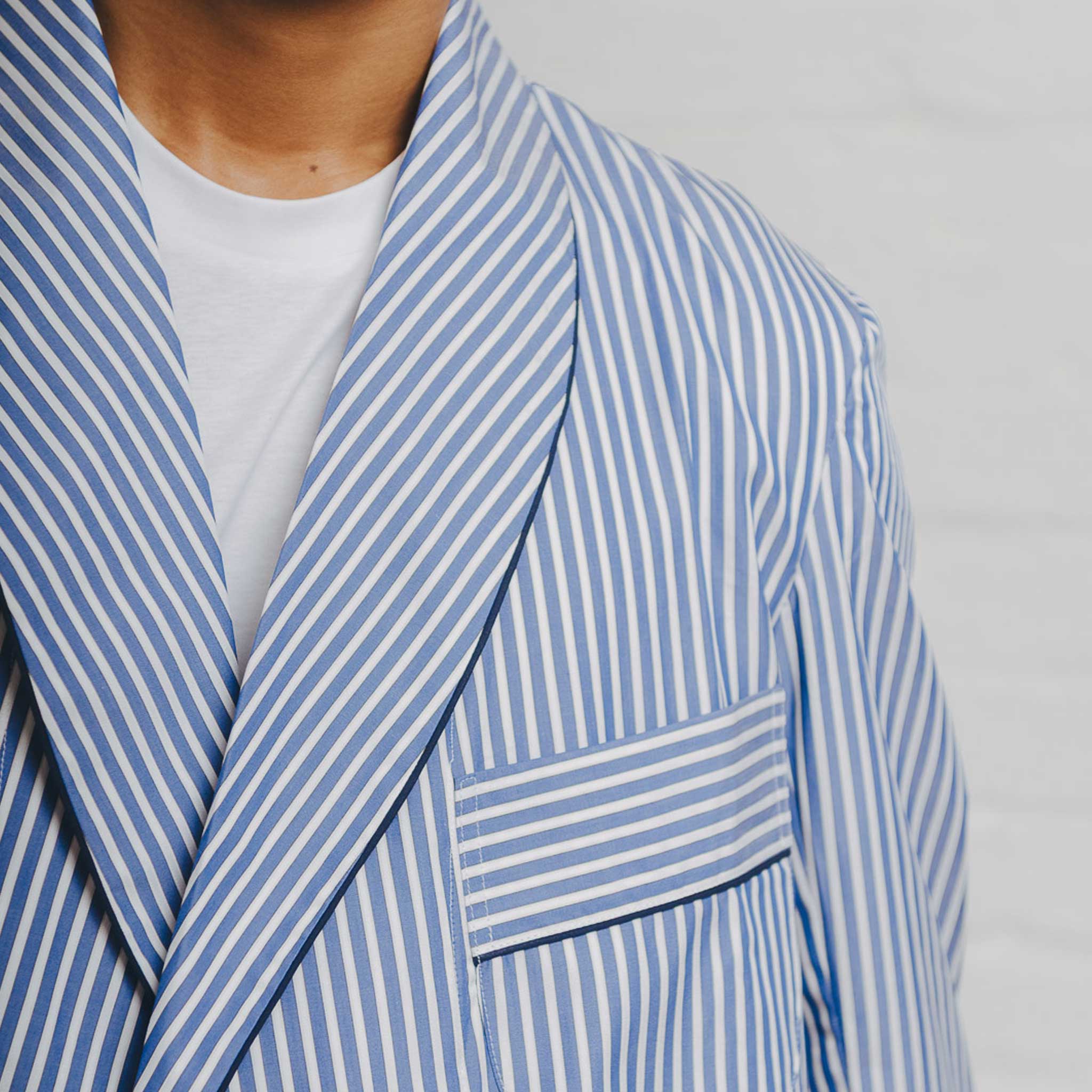 Exclusive Budd Stripe Cotton Dressing Gown in Edwardian Blue - Image 6