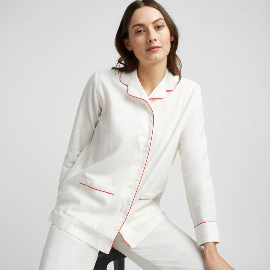 Exclusive Herringbone Cotton and Cashmere Women's Pyjamas in White and Red - Image 6