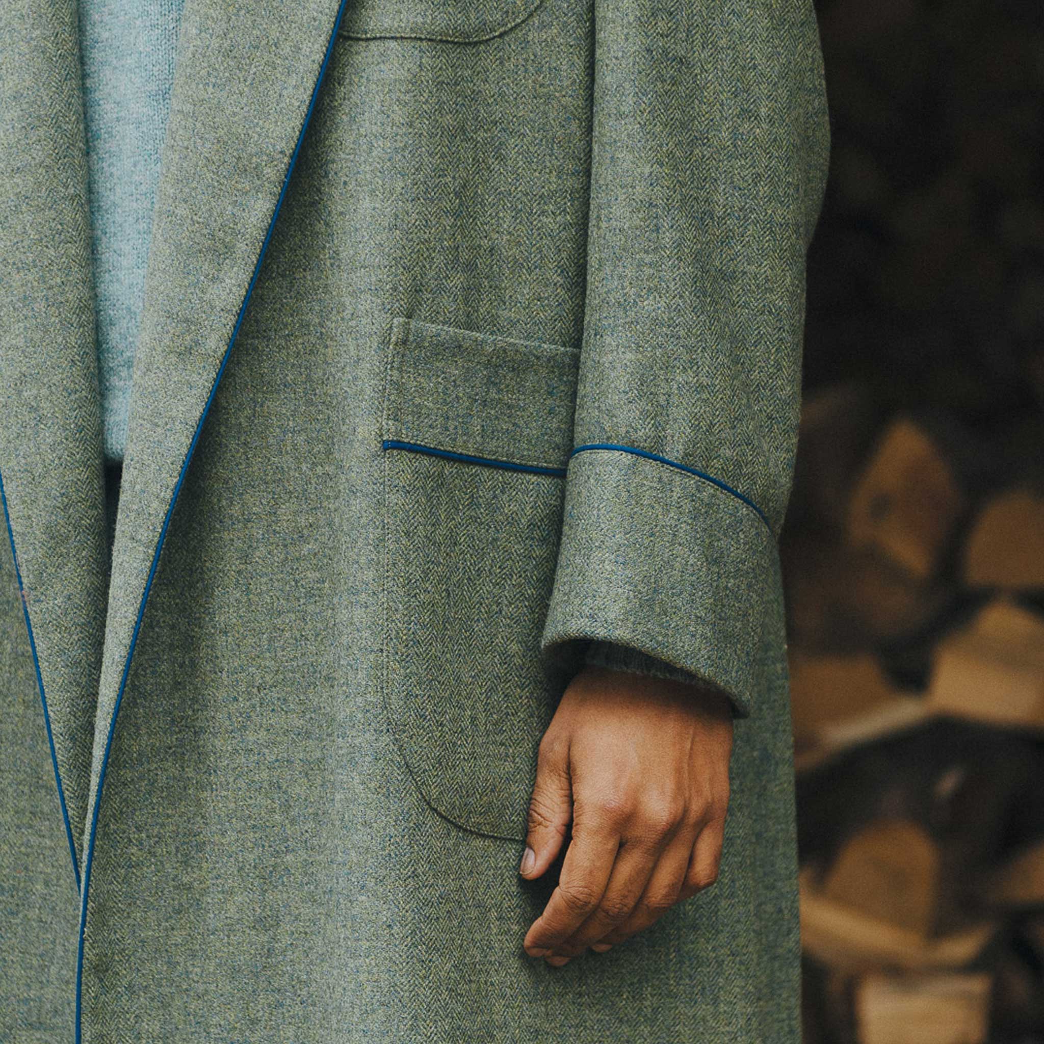 Heritage Tweed Silk Lined Dressing Gown in Cheviot Green - Image 6