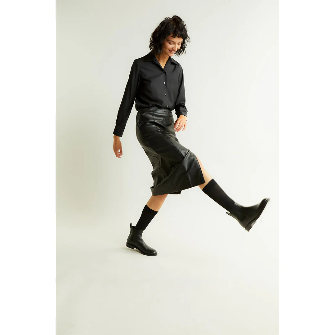 Lido Spun Silk Button Cuff Shirt in Black - Image 5
