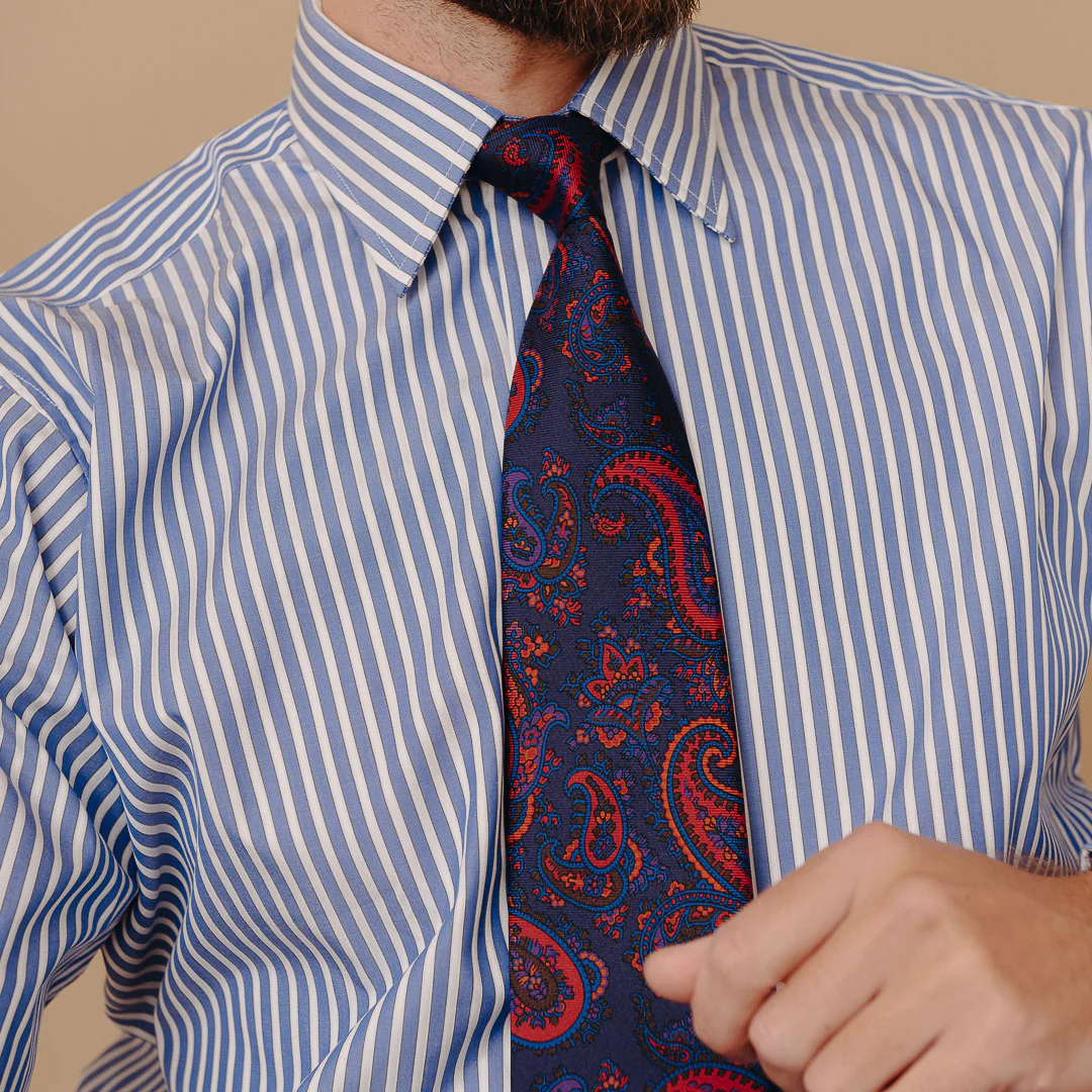 Oversized Paisley Madder Silk Tie in Navy - Image 3