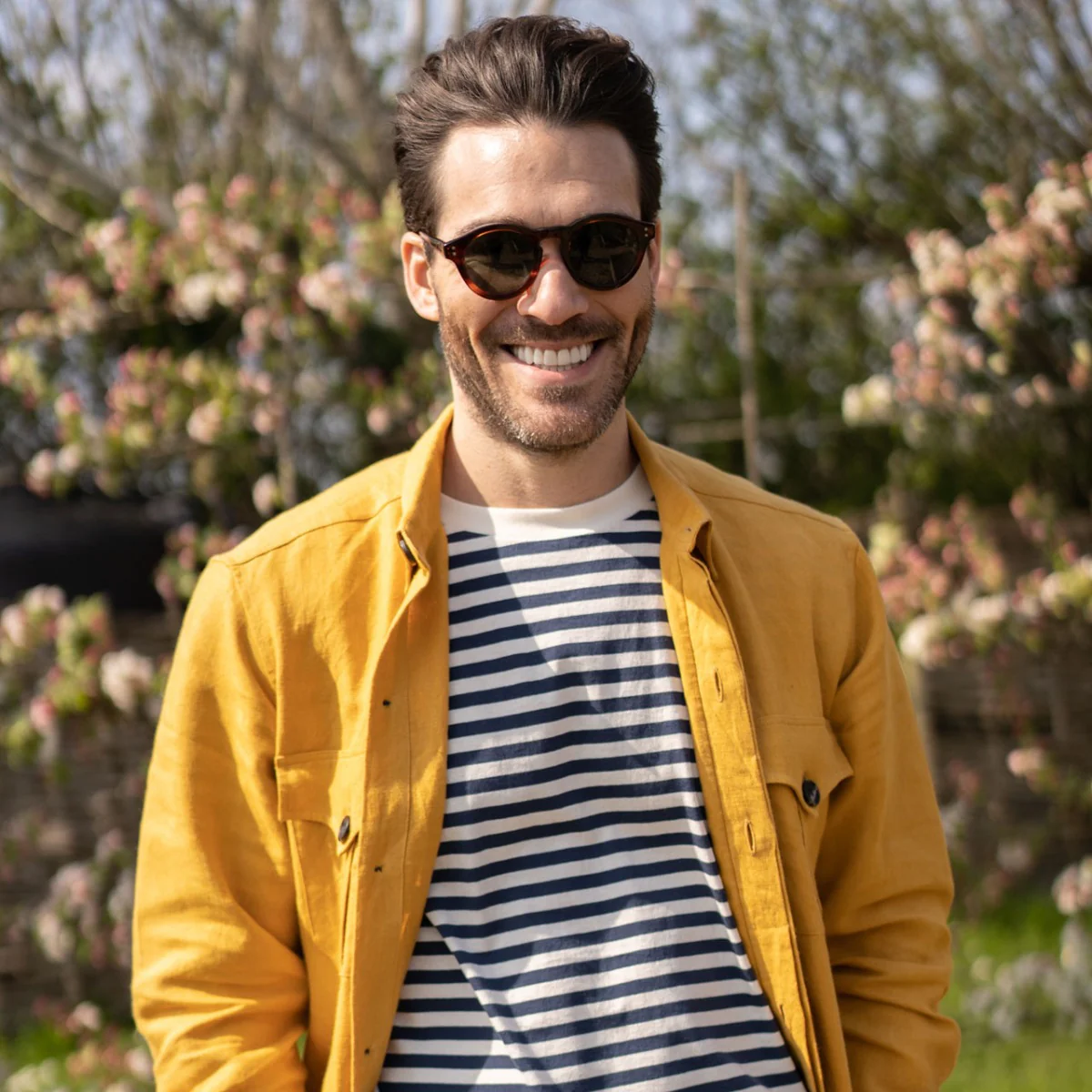 Plain Linen Button Cuff Safari Shirt in Yellow - Image 4