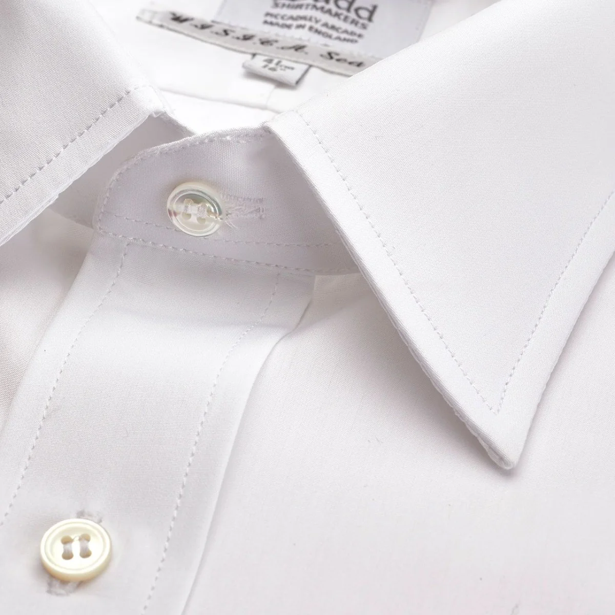 Plain Sea Island Shirt in White - Image 4