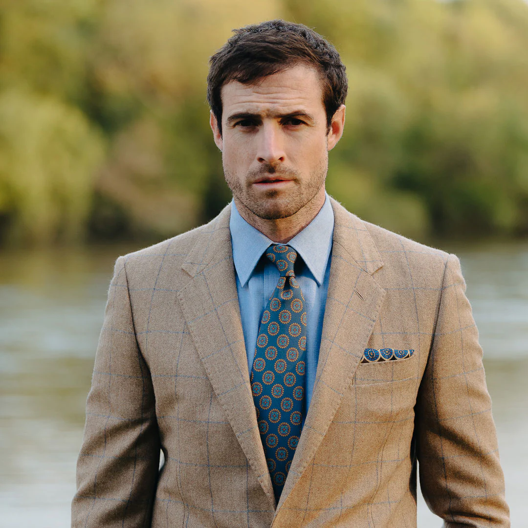 Solis Motif Hopsack Silk Tie in Atlantic - Image 3