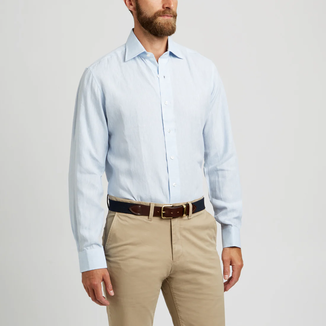 Tailored Fit Bank Collar Linen Button Cuff Shirt in Sky - Image 7