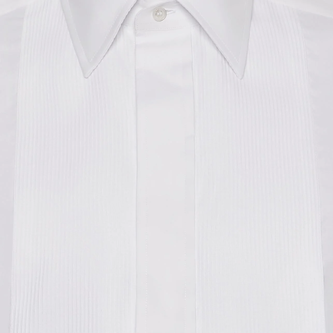 Tailored Fit Fine Plisse Dress Shirt in White - Image 4