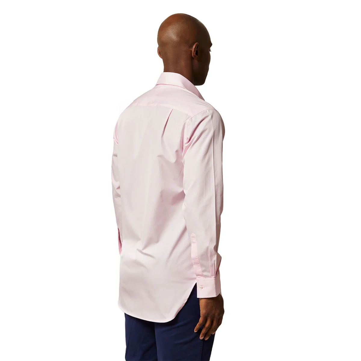 Tailored Fit Plain Poplin Button Cuff in Pink - Image 3