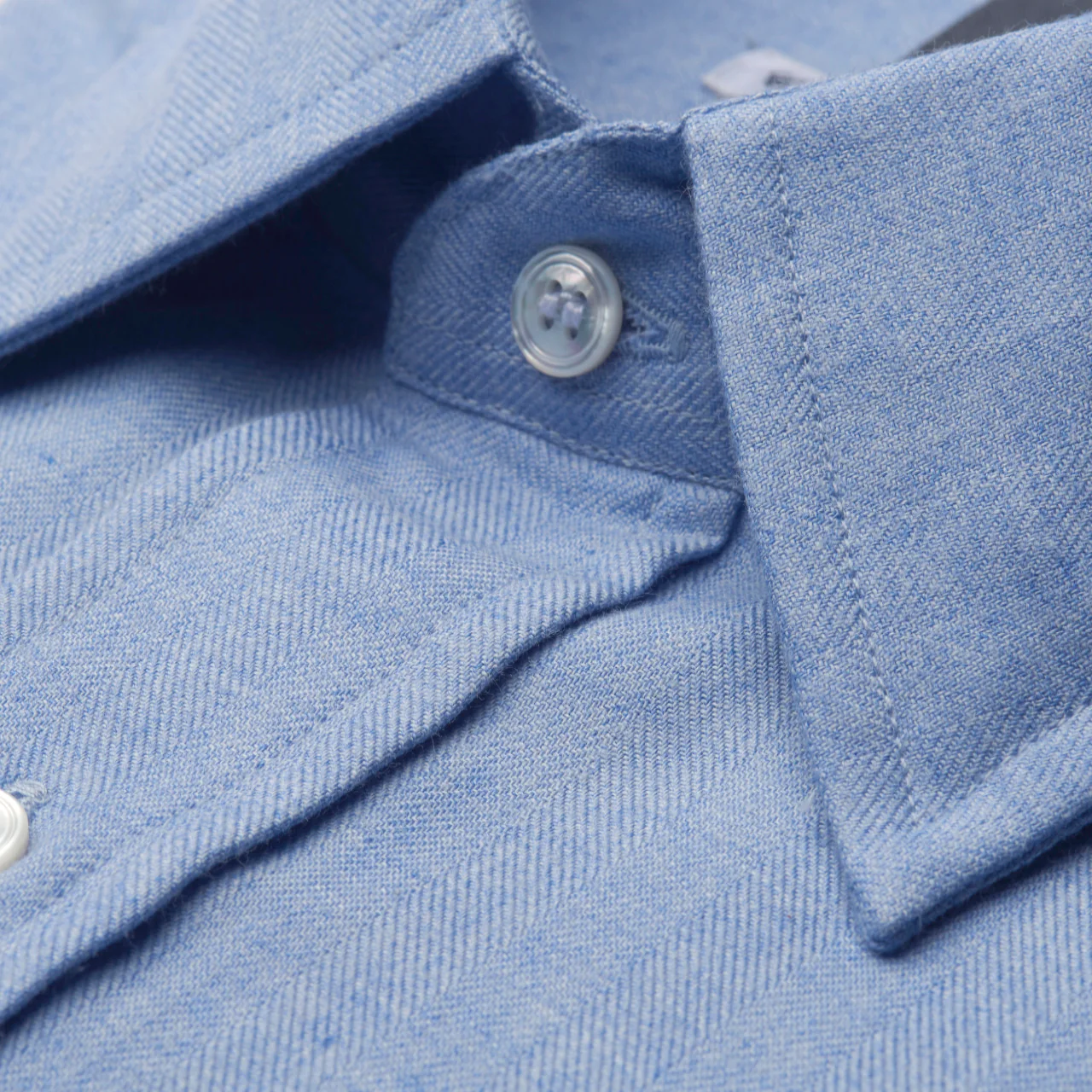 Tailored Fit Small Herringbone Cotton and Cashmere Button Cuff Shirt in Blue - Image 2