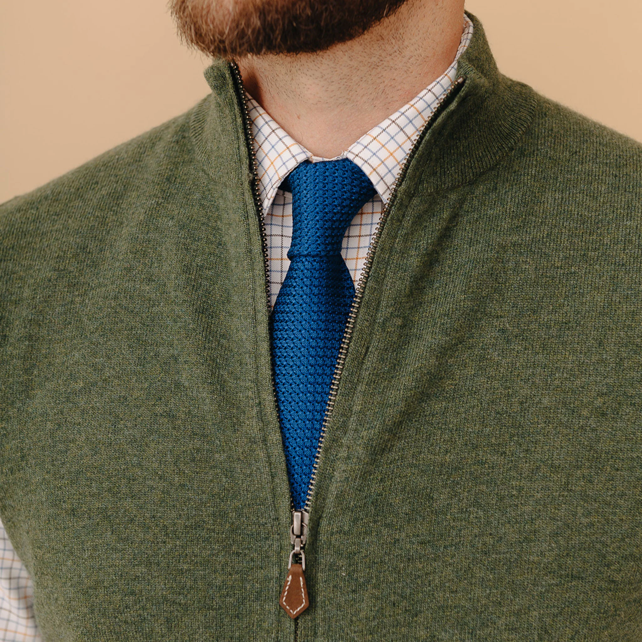 Welbeck Geelong Wool Gilet in Hunter - Image 4