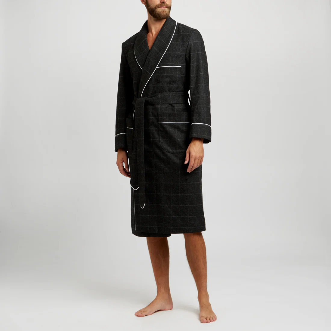 Windowpane Fox Flannel Wool Dressing Gown in Charcoal - Image 6